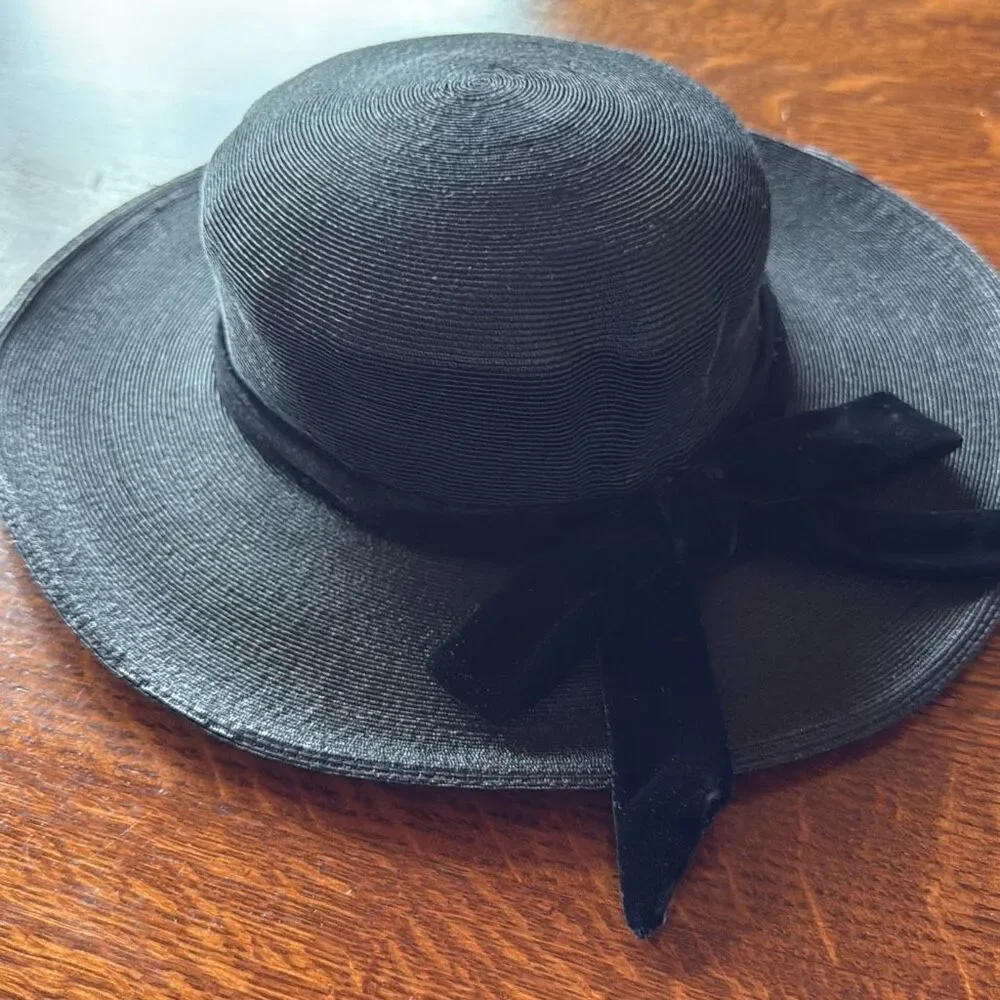 Vintage Black‎ Finely Woven Straw Hat With Black Velvet Bow Women’s Size Small - Picture 5 of 13